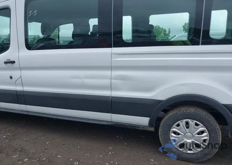 2022 Ford Transit-350 Passenger Van Xlt z USA, uszkodzony, nr VIN 1FBAX2C86NKA79221